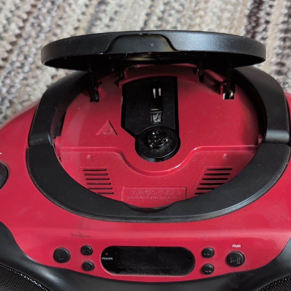 Portable Red and Black CD Player - Picture 2 of 5